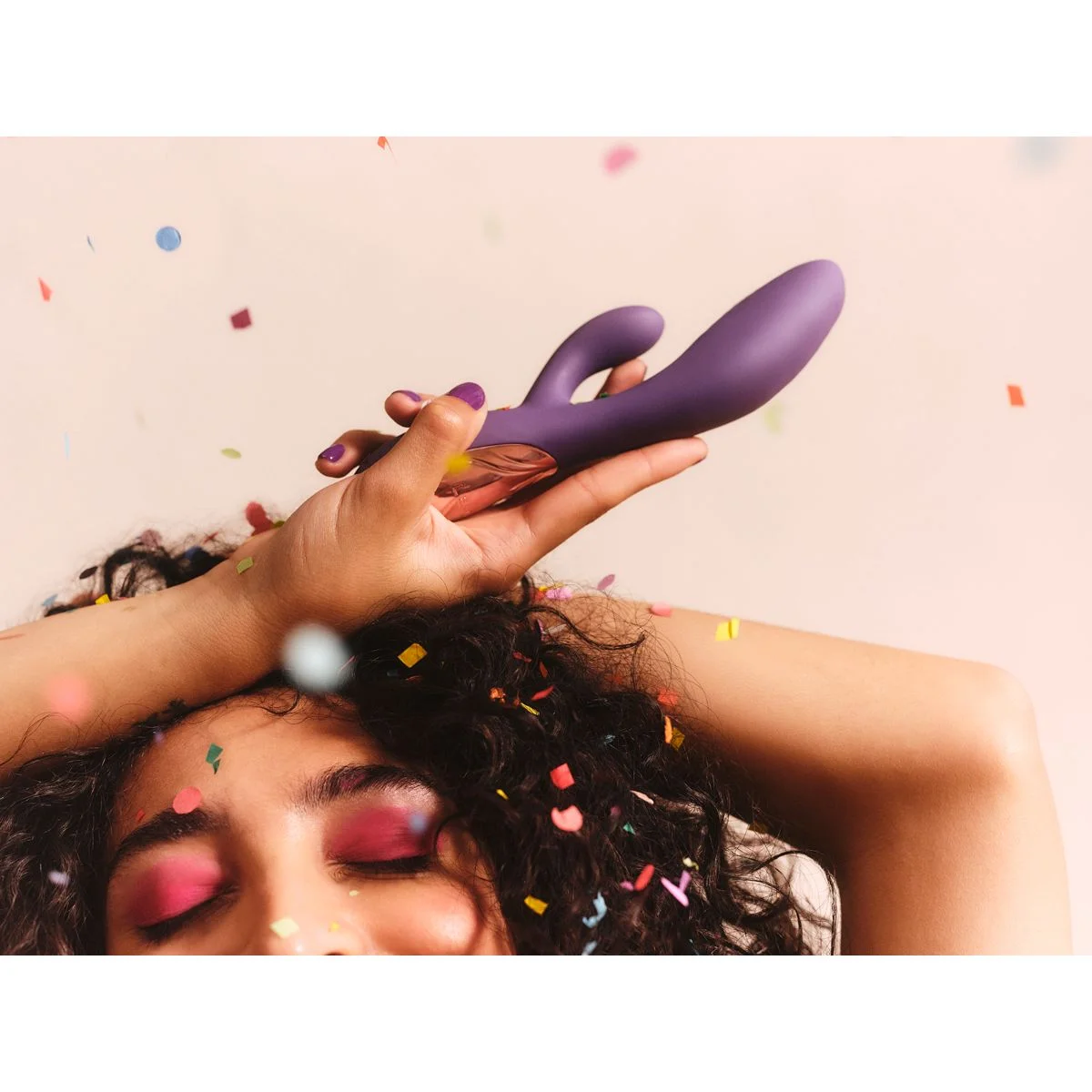 LELO - INA Thrust Dual-Action Massager - Black